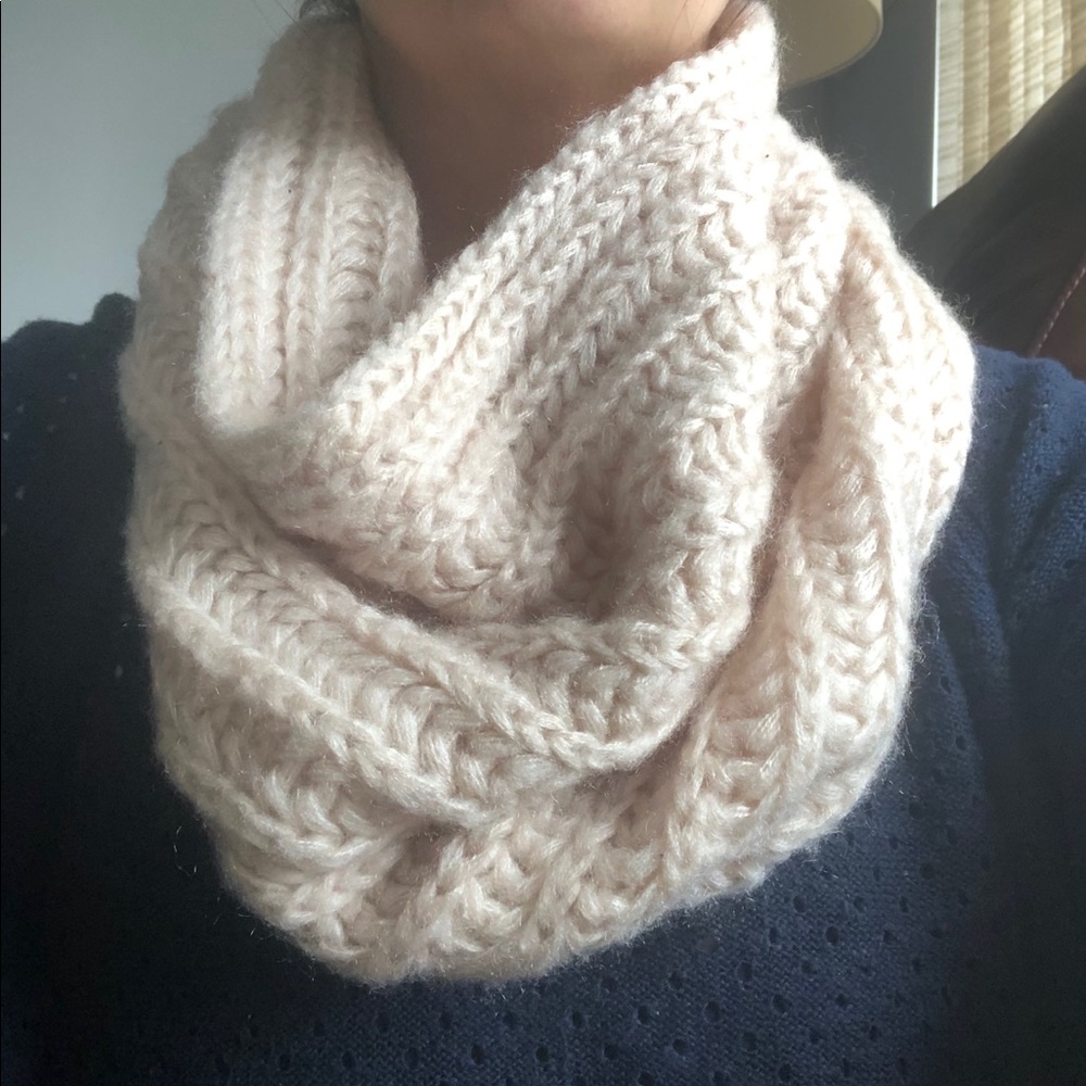 Accessorize UK, Cream chunky knit, snood/scarf